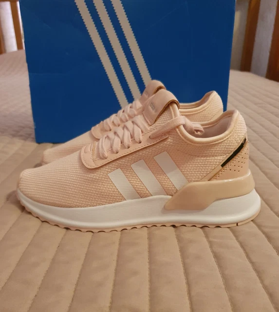 Adidas junior deals girls trainers