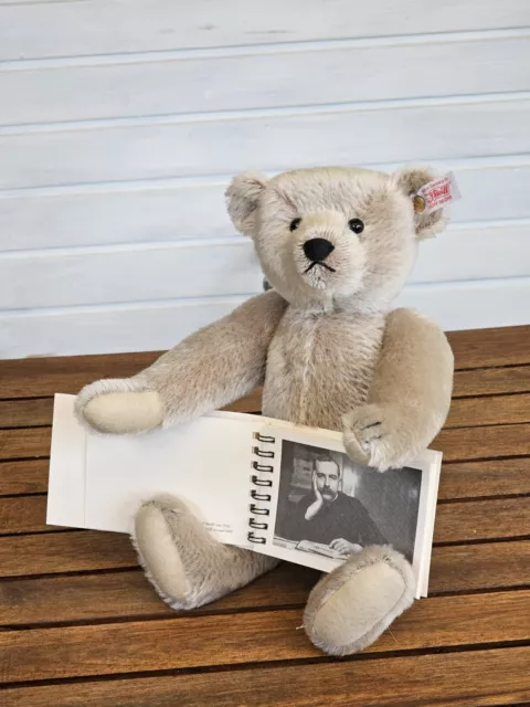 Steiff Club Richard 2005 Erster Teddybär mit Buch 32cm 420467 grau