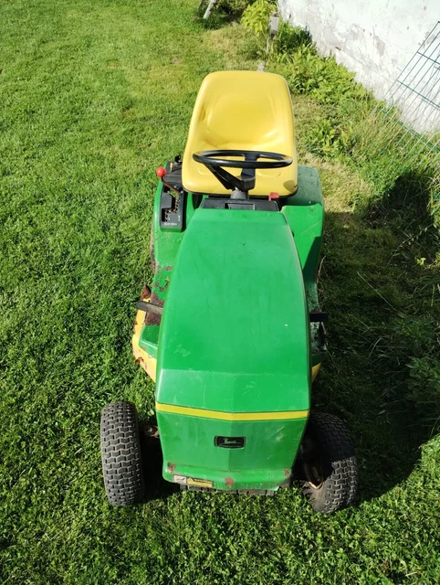 RASENTRAKTOR AUFSITZMÄHER GEBRAUCHT John Deere STX 30 EUR 750,00