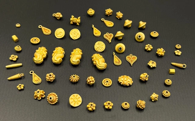 South East Asian Ancient Burmese Pyu Pagan Antiquities Jewelry Solid Gold Beads
