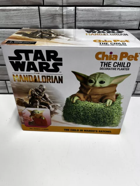 New Chia Pet Star Wars: The Mandalorian - The Child Baby Yoda Decorative Planter