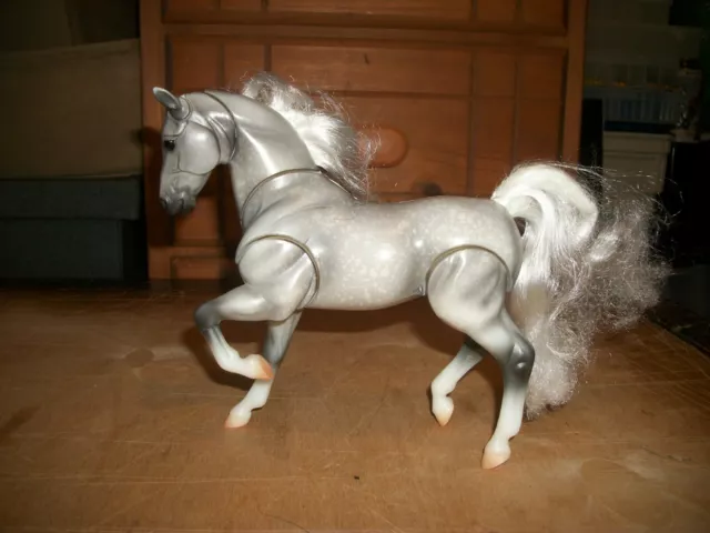 Reeves Breyer Gray Horse with Jointed Legs and  White Hair Mane & Tail