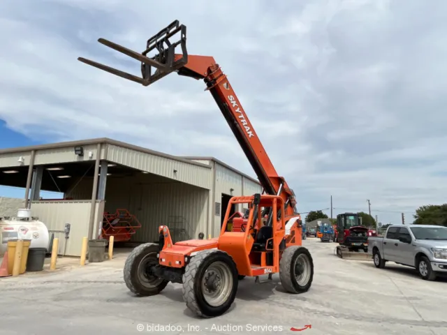 2015 Skytrak 8042 42' 8,000 lbs Telescopic Reach Forklift Telehandler bidadoo