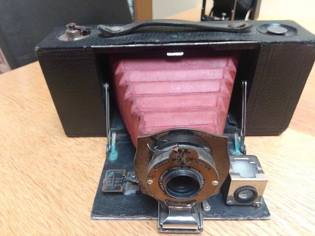 Kodak No 2a Folding Pocket Brownie Camera