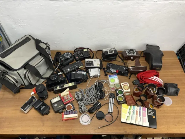 Job Lot Vintage Cameras Lens And Accessories Cannon Pentax Halina
