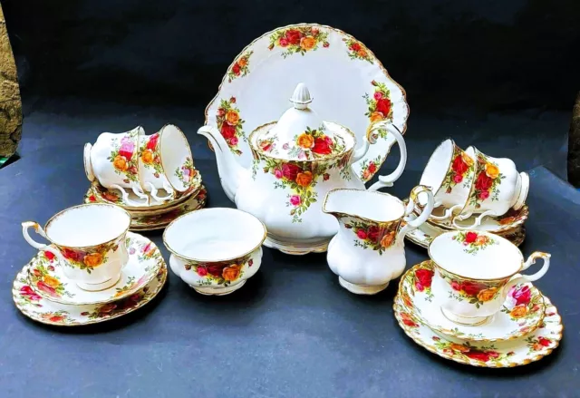 Royal Albert   "Old Country Roses"   22 piece Vintage Teaset 1st Quality England