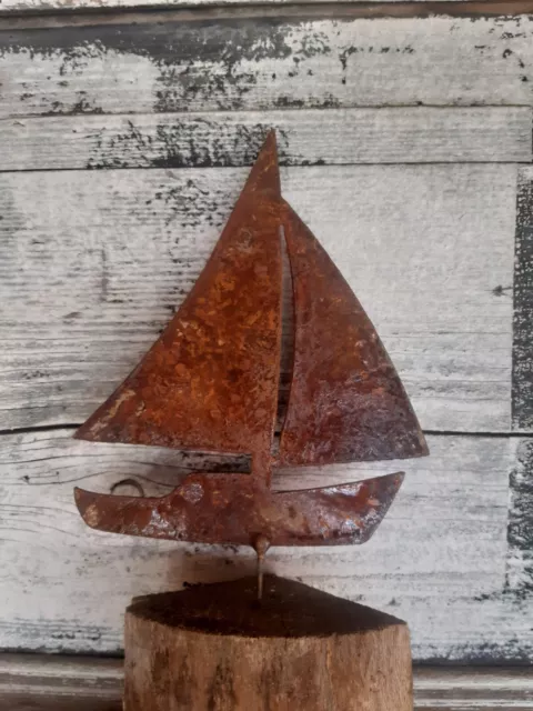 Edelrost Segelschiff mit Schraube Gartendeko Maritim Gartenstecker Rost Eisen