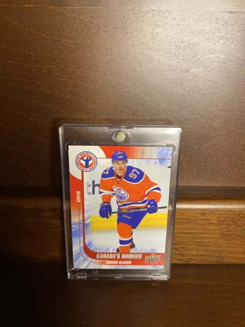 2015-16 Upper Deck National Hockey Card Day Connor McDavid Rookie RC ENCASED!!