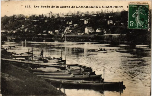 CPA Les Bords de la Marne (275406)