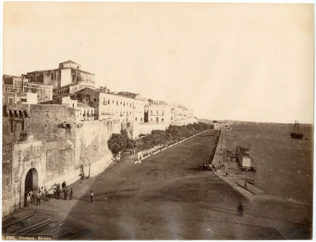 Tirage Photographique Vintage Albumine - Fontaine Aréthuse, Syracuse, Sicile (c. 1870) - Format 20x24 Cm