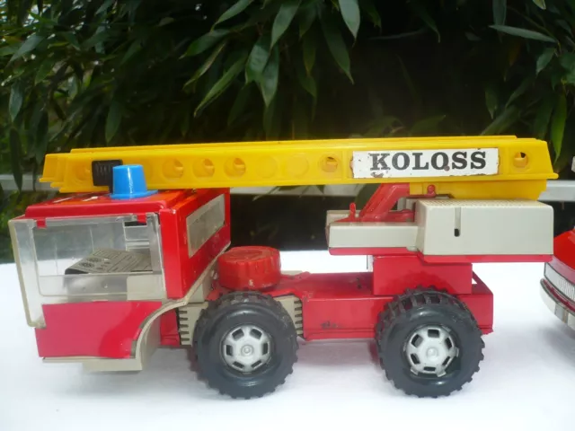 DDR Blechspielzeug 2 Feuerwehr Autos MSB mit Drehleiter + KOLOSS L: 25cm Vintage 2