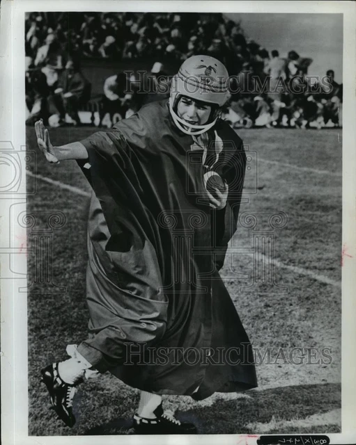 1965 Press Photo Shirley MacLaine in "John Goldfarb, Please Come Home"