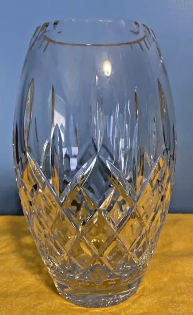 ROGASKA HANDMADE LEAD CRYSTAL 8" VASE, Hamilton PATTERN - Yugoslavia/Slovenia