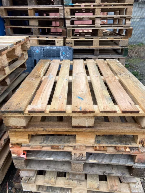 AMAZON SELLERS Used heavy Duty wooden pallets STANDARD SIZE 1200X1000