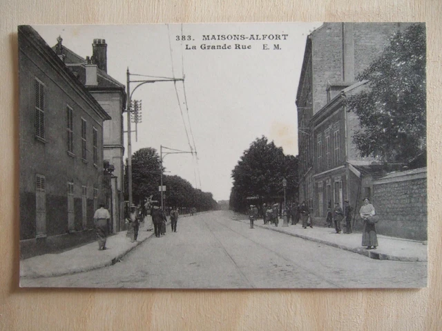 Cpa Maisons Alfort (94) La Grande Rue. Animee.