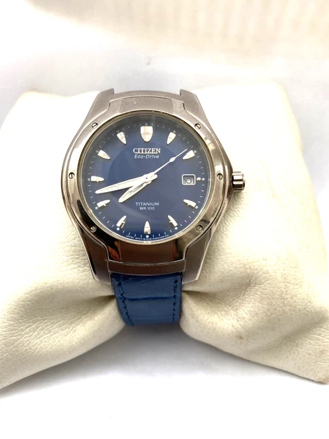 CITIZEN MENS TITANIUM Eco Drive 100MT WR Date Leather Strap Watch E110 ...