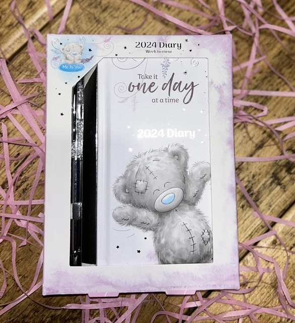 Me To You Tatty Teddy 2024 Slim Diary & Pen Gift Set Week To View 17 X 12.5cm