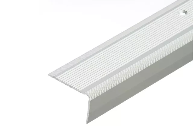 Cezar Grooved Stair Profile, 1-1/2" W x 1" H x 3-1/4' (39") L, Anodized Aluminum