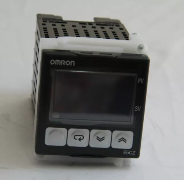 New Omron E5CZ-Q2MT Temperature Controller In Box Expedited Shpping E5CZQ2MT 2