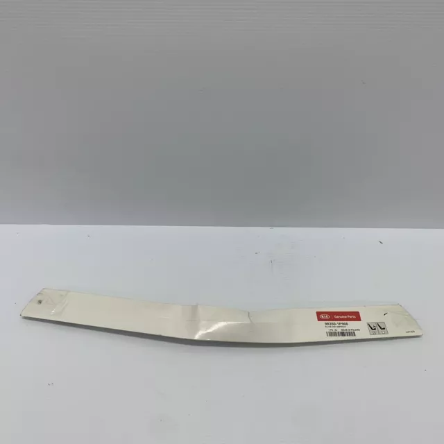 Hyundai iX20 (Czech Plant) Aero Wiper Blade (Drivers Side) 98350-1P900