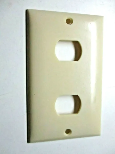 Slater Sta-Kleen USA 2-Despard Device Wall Plate Cover Beige Smooth Bakelite Vtg