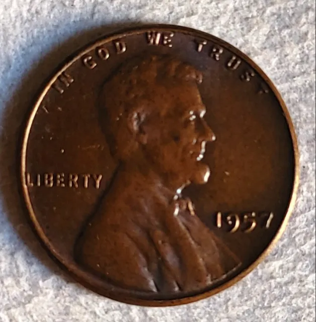 Very Rare 1957 Lincoln Wheat Penny. No Mint Mark, error "L" on Rim