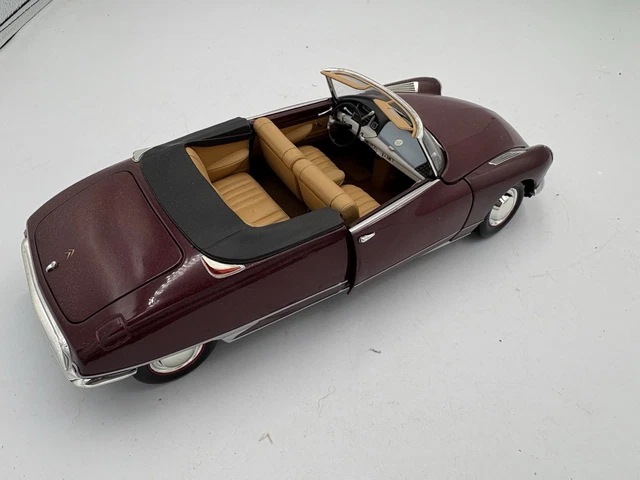 SOLIDO S 1/18 CITROEN DS BERLINE 1963 Réf 8033