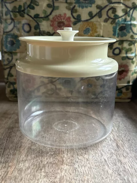 Tupperware Canister Almond And Clear Acrylic 1479-3  Holds 3 3/4 Cups Vtg