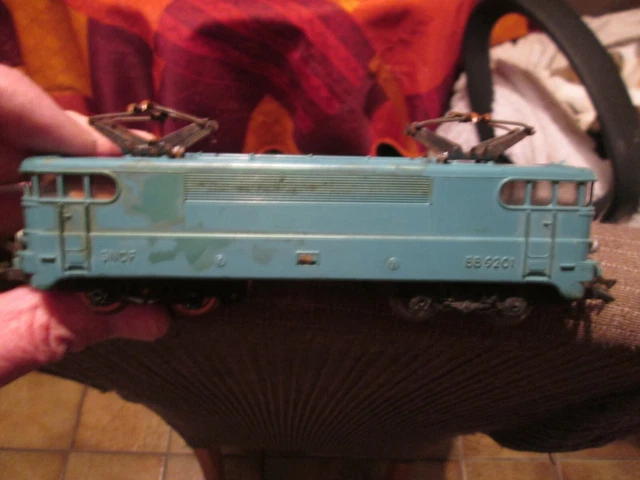 MODEL CLAREL Sur châssis ROCO HO BB 67571 (CAISSE