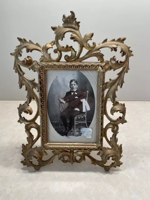 SS1 VTG Antique BraSs Metal Ornate Gold Gilt Victorian Picture Frame Easel Back
