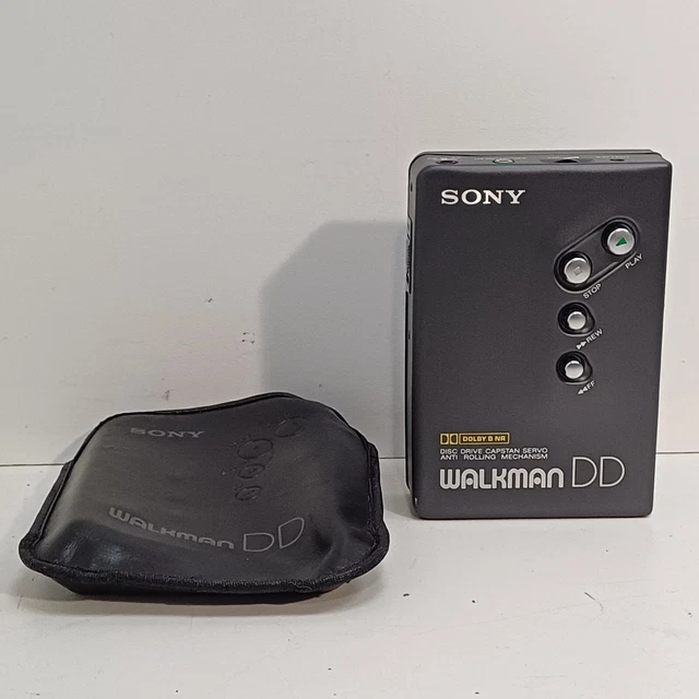 SONY WALKMAN WMDD11 CassettePlayer with Bag. Powers on. Rare