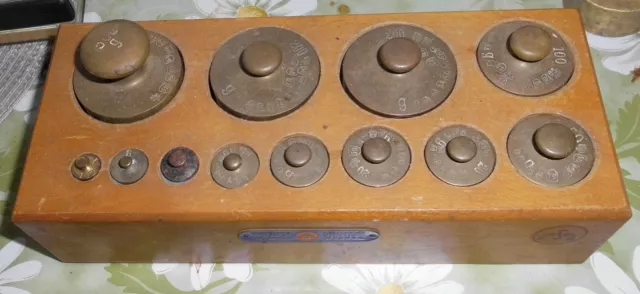 Apothekergewichte im Holzkasten, Kasten, Gewicht, August Sauter Solingen