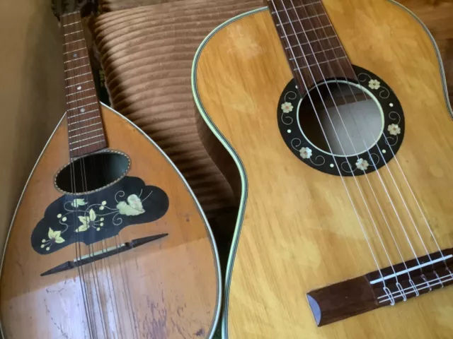 Gitarre und Mandoline alt