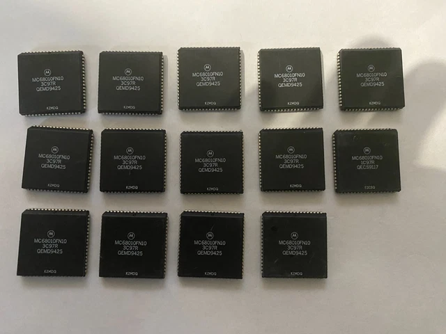 Motorola MC68010FN10 microprocessor 68 pin (14 items)