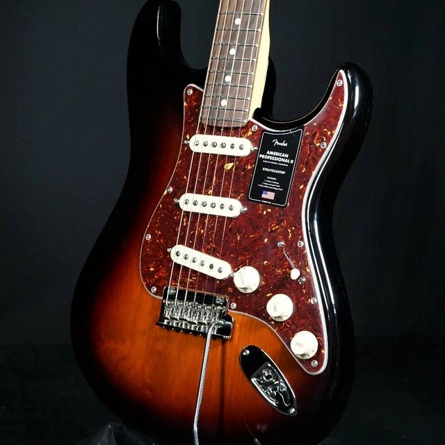 Fender American Pro II Stratocaster Rosewood Neck 3-Tone Sunburst (Actual Guitar
