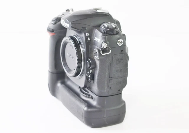 Nikon D200 Slr Digital Camera | 25235 | 10.2Mp | Black | Body Only 3