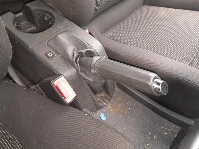 Vauxhall Astra 2010 H Leva freno a mano