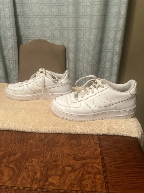 7y white air force 1