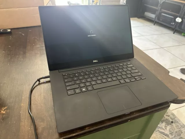 Dell XPS 15 7590 15.6 inch (512GB, Intel Core i7 9th Gen, 16GB) 4K OLED Dell XPS 15 7590 15.6 inch (512GB, Intel Core i7 9th Gen, 16GB) 4K OLED