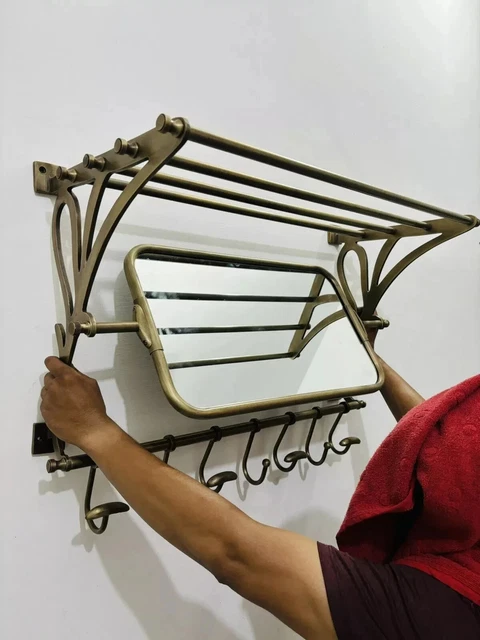 Porte-manteau mural vintage en bois et plastique, 1970s | Selency