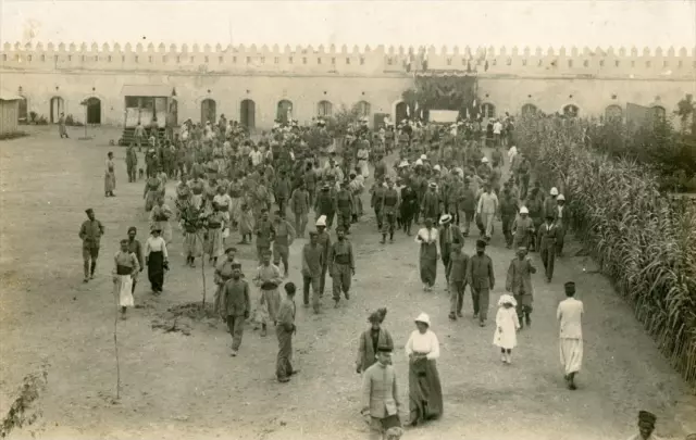 Cpa Maroc Veritable Carte Photo De La Ville De El Kenitra Avec Grosse Animation