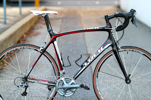 trek madone oclv