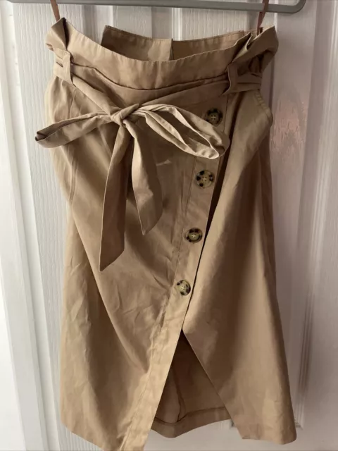 Womens stunning beige River Island skirt size 12 BNWT