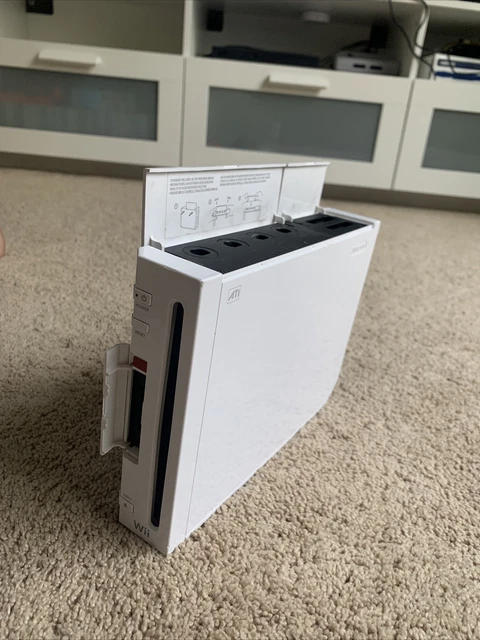 thumbnail image 2 of Nintendo GameCube Console PAL Version Working Replacement, Region Code PAL 2 of 3