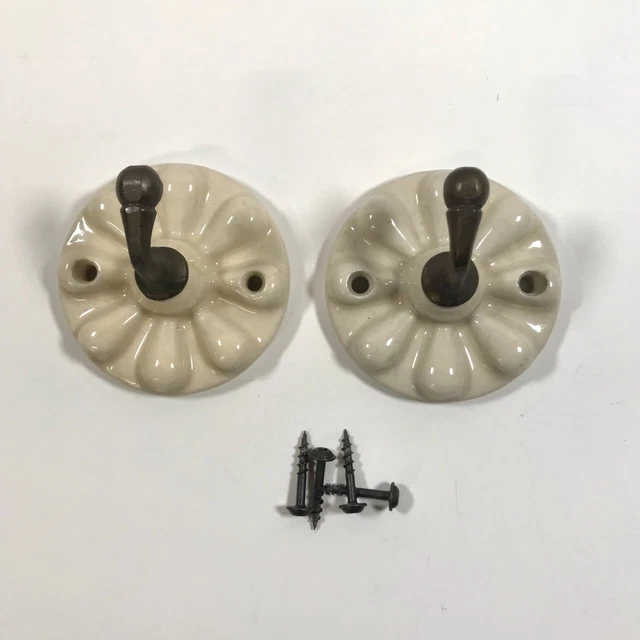 Pair Wall Hooks Flower Shaped Pottery / Ceramic Metal for Coats Bathroom Plants