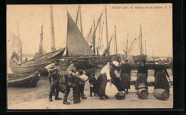 CPA Etaples, Retour de la peche, pêcheurei