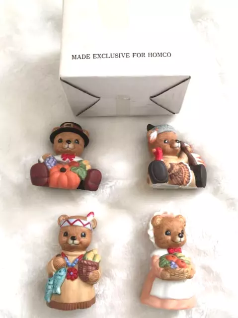 Box Set Of 4 Homco Vintage Thanksgiving Pumpkin Bears Pilgrim 1413 Figurines NIB