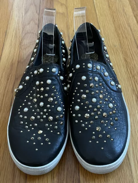 VINCE CAMUTO CASINTIA WOME SIZE 9.5M Studded PEARL SNEAKER SLIP ON BLACK LEATHER