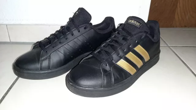 ADIDAS DAMEN SNEAKER Gr.40 schwarz Gold strip Turnschuhe FY4283