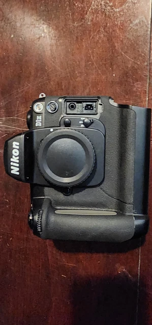 Nikon D D1X 5.3MP Digital SLR Camera - Black (Body Only) not tested sold as is.